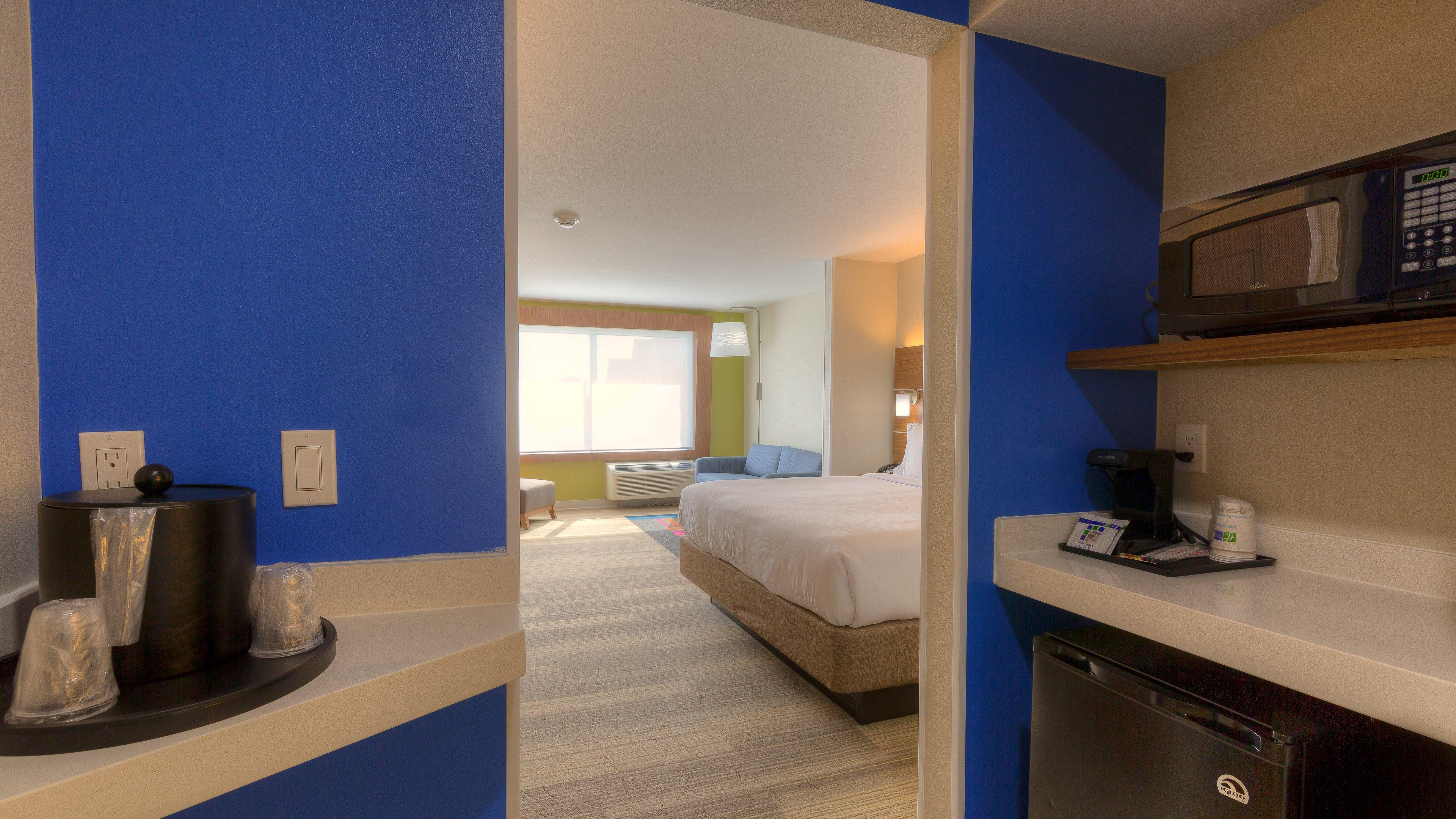 Holiday Inn Express & Suites Tulsa Midtown By Ihg Ngoại thất bức ảnh