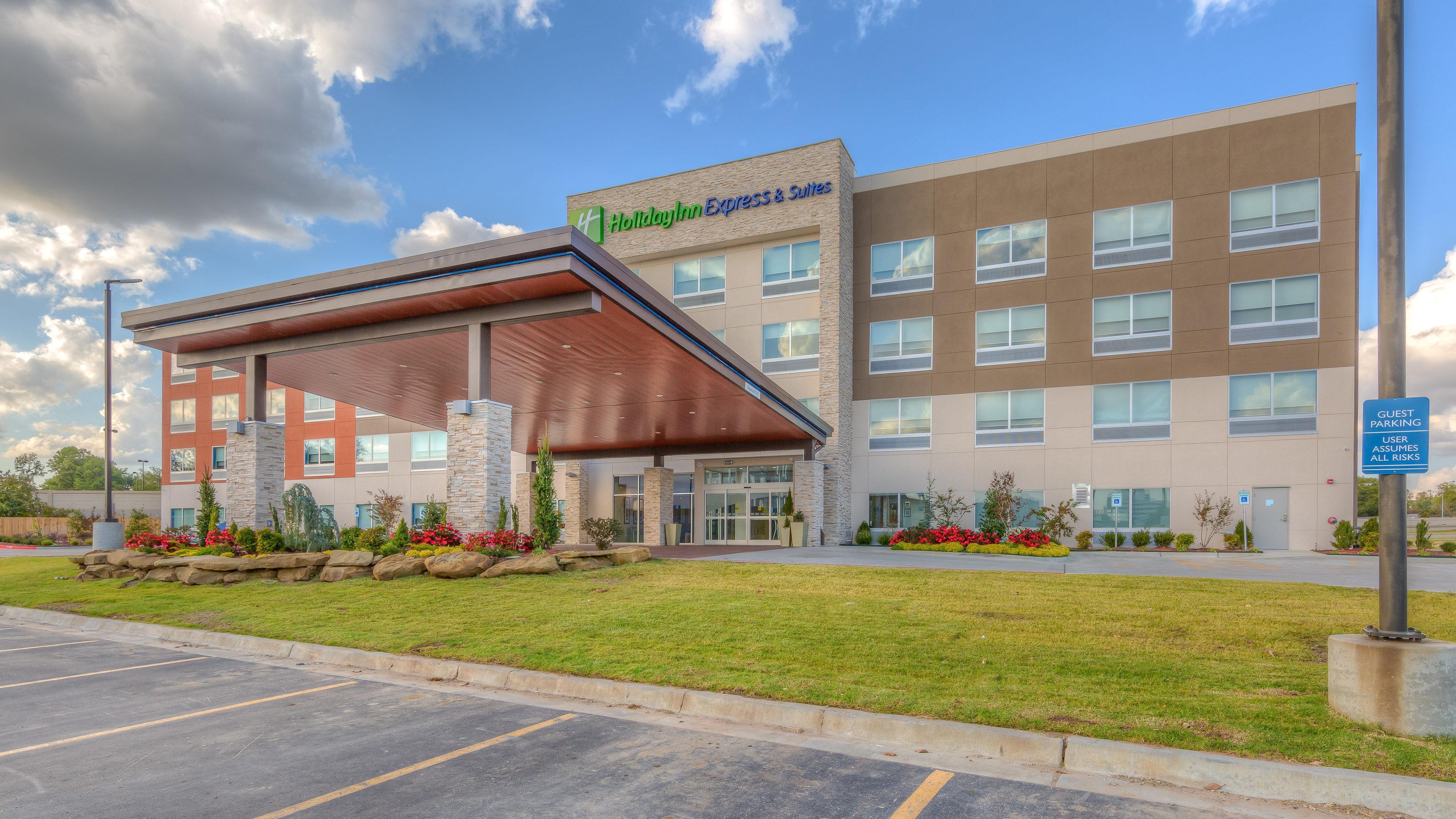 Holiday Inn Express & Suites Tulsa Midtown By Ihg Ngoại thất bức ảnh